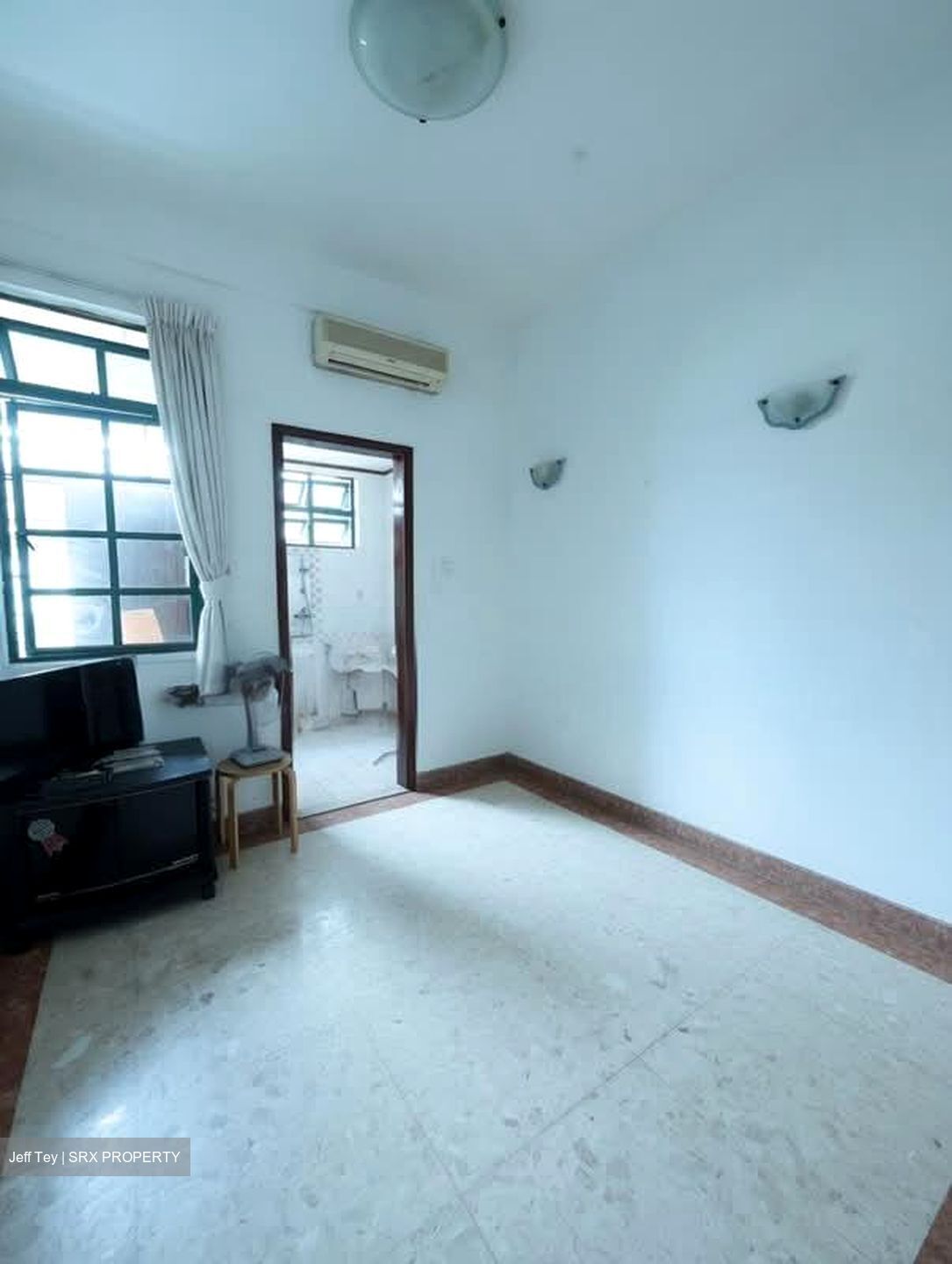 Kelulut Hill (D28), Terrace #562156451